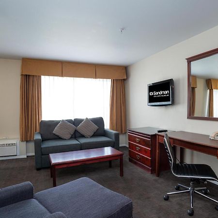 Sandman Hotel & Suites Williams Lake Esterno foto