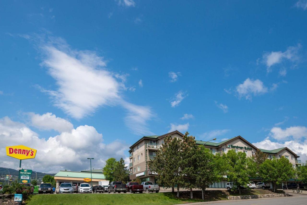 Sandman Hotel & Suites Williams Lake Esterno foto