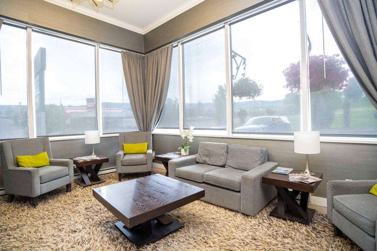 Sandman Hotel & Suites Williams Lake Esterno foto