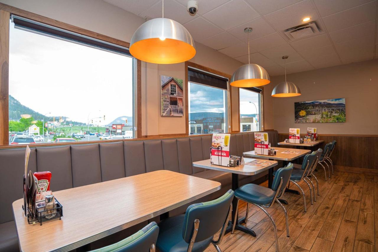 Sandman Hotel & Suites Williams Lake Esterno foto